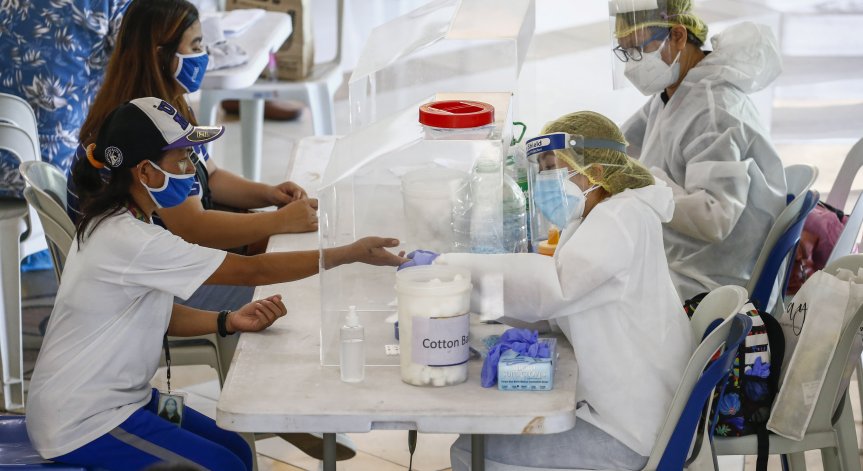 След тестване на 11 милиона жители в Ухан - само 300 заразени