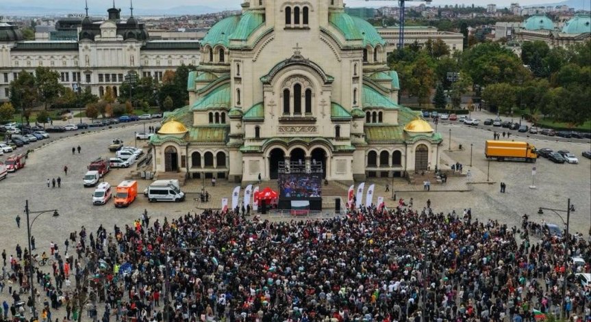 София посреща волейболните герои на площад 