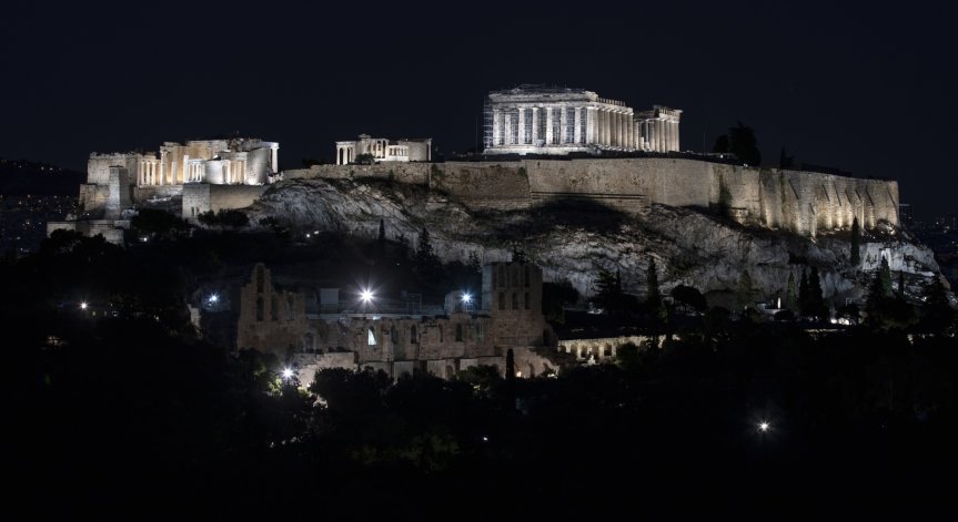 Пълна карантина в Атина за 17 дни от четвъртък