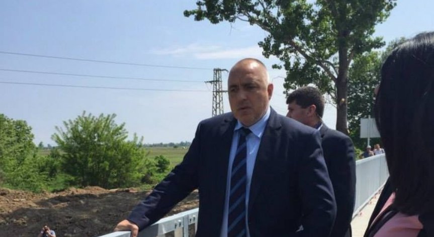 Правителството стои изцяло зад позицията на Калфин за цялостна пенсионна реформа