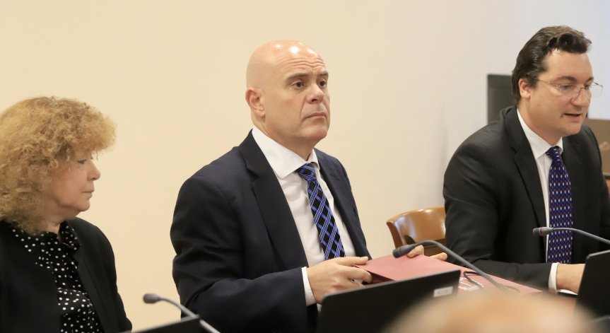 Петима от прокурорите, подали сигнал срещу Гешев, отказаха отвод