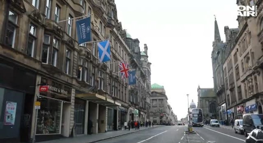 Двама британски министри за Brexit подадоха оставки, бъдещето на Мей - несигурно