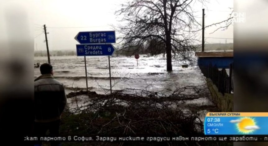 След тежките наводнения: Нощта в Бургаско премина спокойно