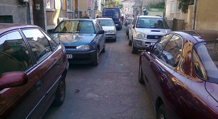 Делото за паркирането в София отложено за януари