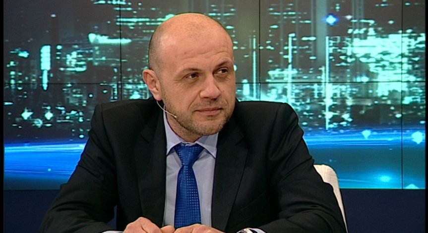 Томислав Дончев: За една година са договорени 35% от евросредствата