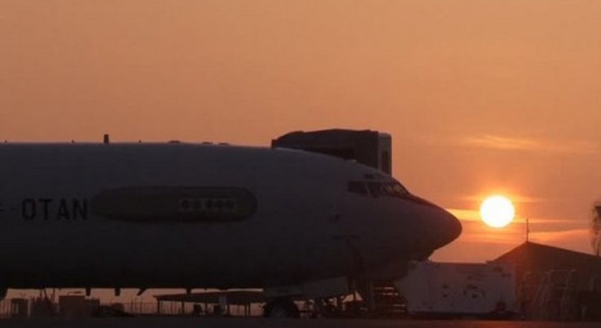 НАТО разполага AWACS от Германия до Турция