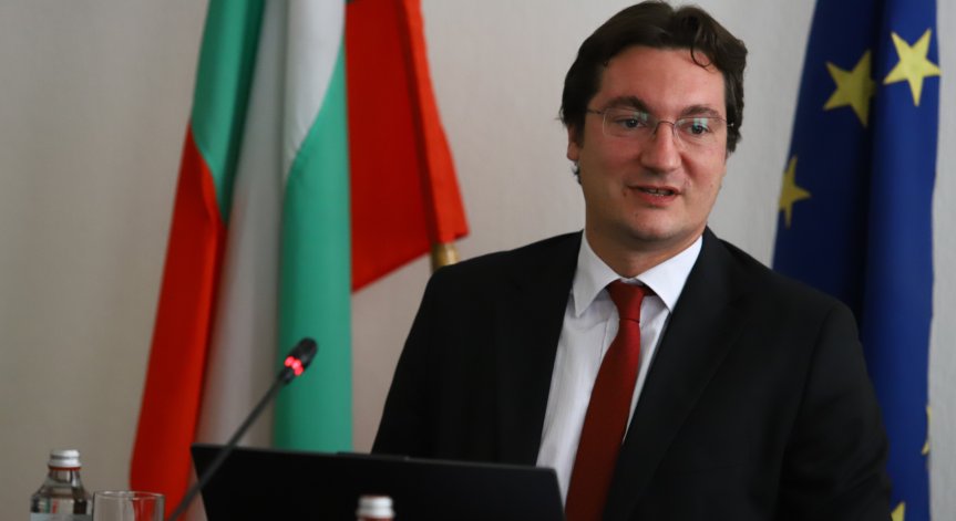 Зарков: Около 40 мин. гривната на прокурорския син от Перник не е излъчвала сигнал