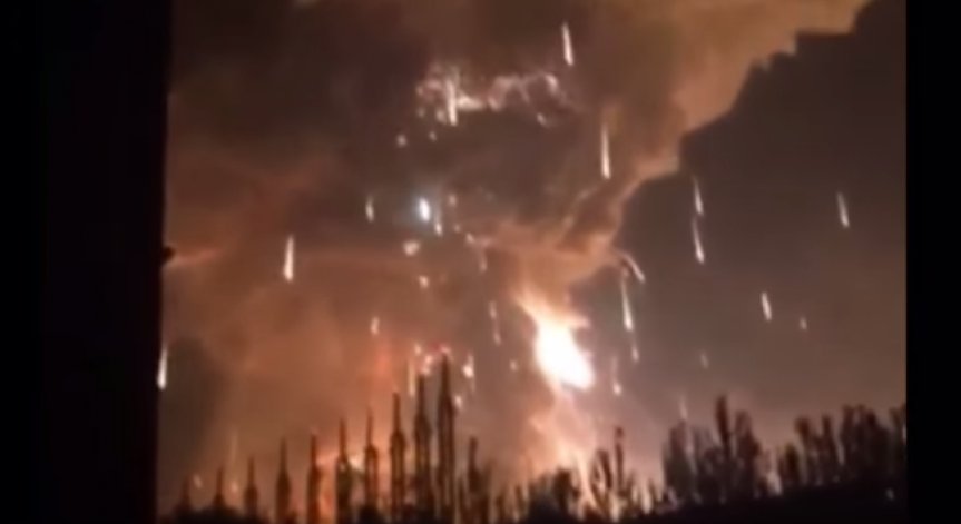 Десетки загинаха при взривове в Китай