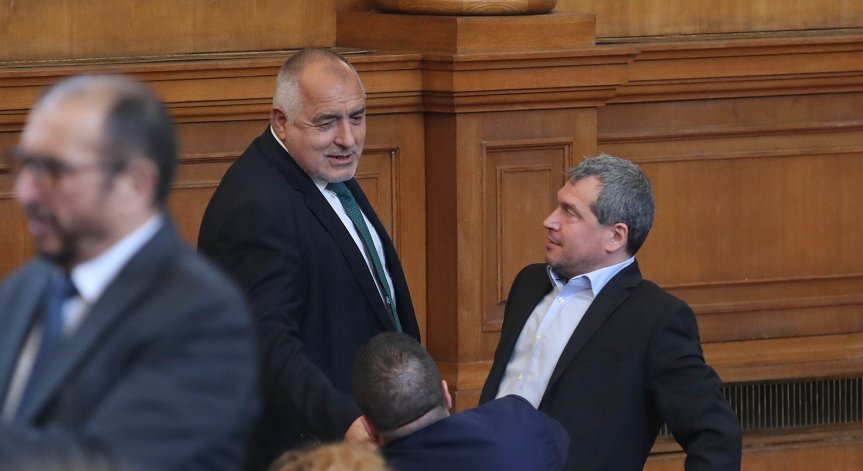 Кой е партийният лидер с 20 млн. лв. 