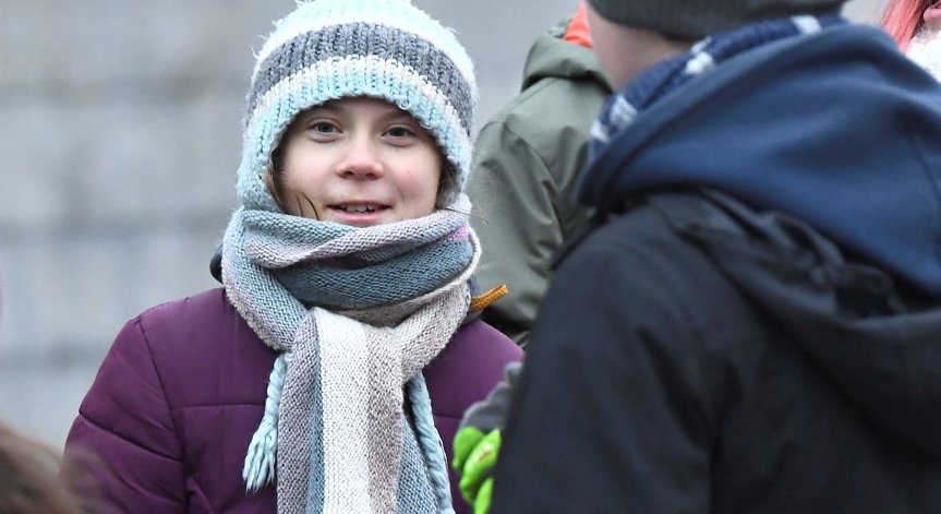 Грета Тунберг иронично смени името си в Twitter на Шарън