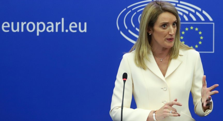 Мецола: Бъдещето на Европа е тясно свързано с това на Украйна, заплахата е реална