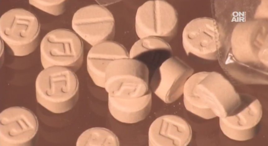 Холандската полиция арестува наркотрафикант, търгувал по Интернет