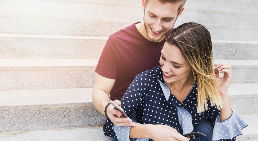 Зодиите, които създават фалшиви профили, за да следят изгората си