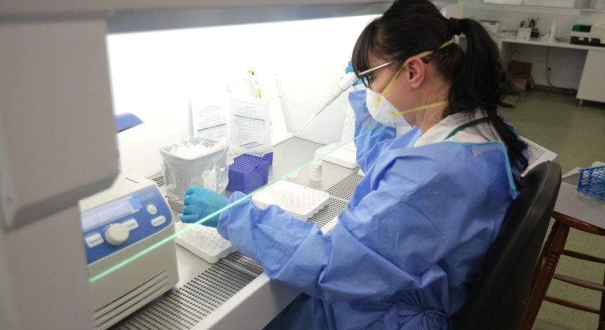 Ново огнище на Ковид-19 у нас - 25 учители и ученици от Търново са заразени