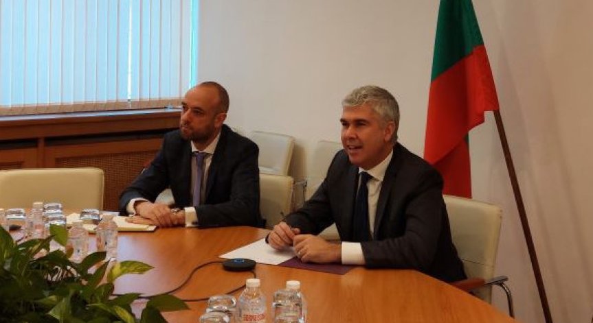 Помагаме на Украйна за възстановяване на електроенергийната ѝ система