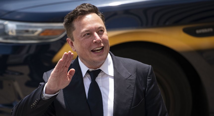 SpaceX на Мъск пусна нова мощна услуга за интернет за $500 месечно