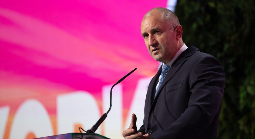 Радев: От криза се излиза с ясна посока и с обединение на нацията