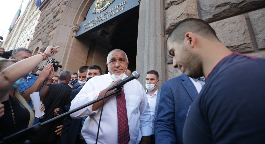 Туроператори и екскурзоводи излизат превантивно на протест