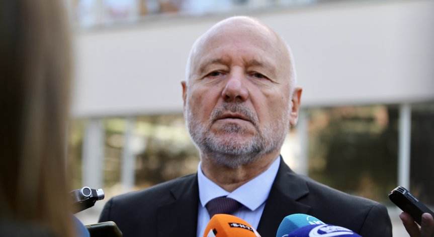 Тагарев: Очакваният мигрантски поток няма да ни попречи за Шенген, укрепихме границата