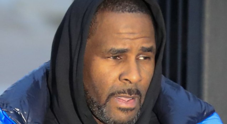 Как става? R. Kelly издаде нов албум от затвора