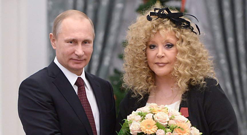 Алла Пугачова напусна Русия с еднопосочен билет