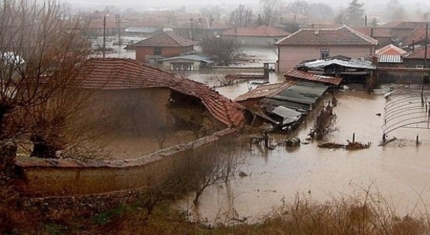 Обвиниха бившия областен управител на Хасково за трагедията в Бисер