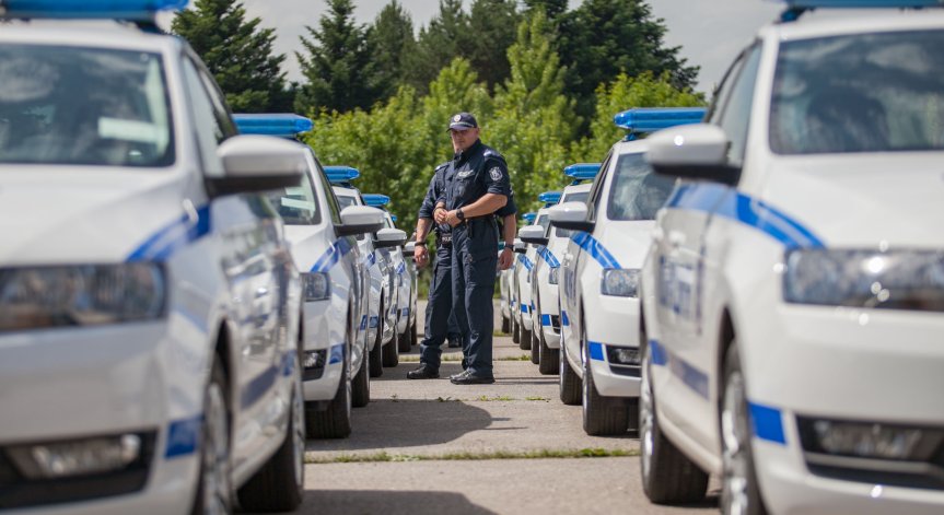 Четирима са задържани след боя на мача 
