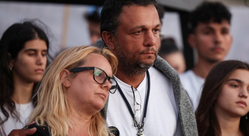 Българската майка на загиналия Денис Руци: Хората се срамуват, че са гърци