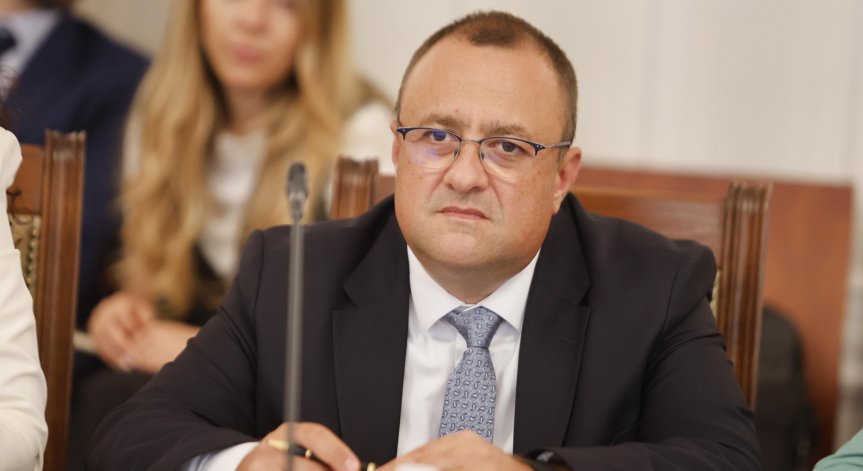 Министър Иван Иванов представи мерките, които държавата предприема във връзка с безводието в Плевен и региона.