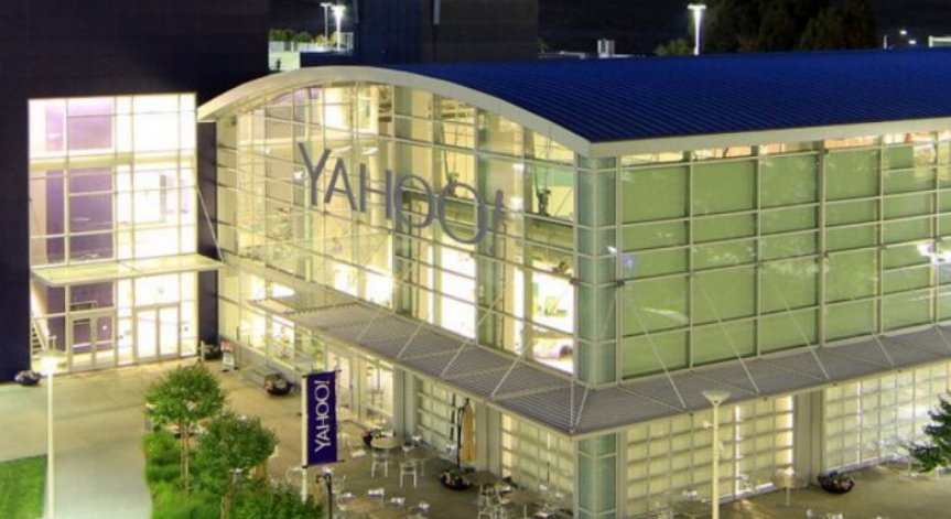 Yahoo! расте с придобивания