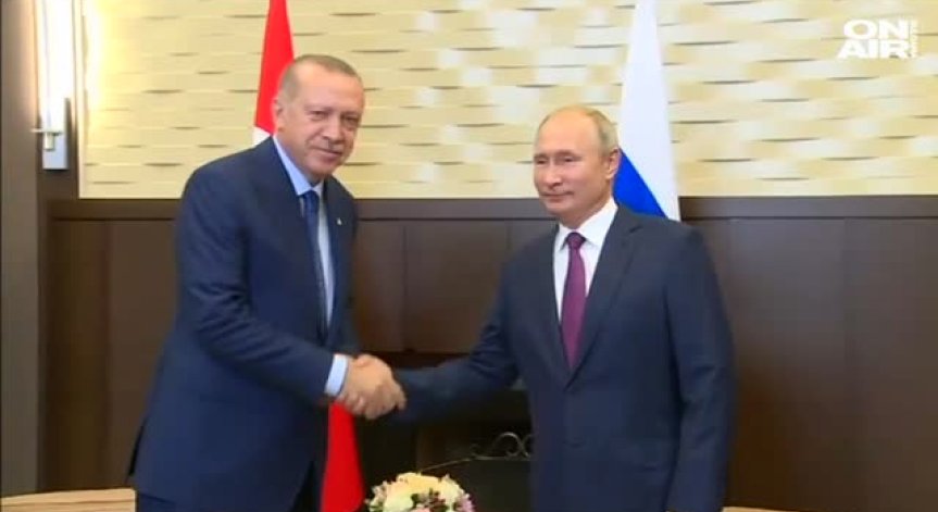 На 4 очи в Сочи Путин и Ердоган търсят решение за Идлиб