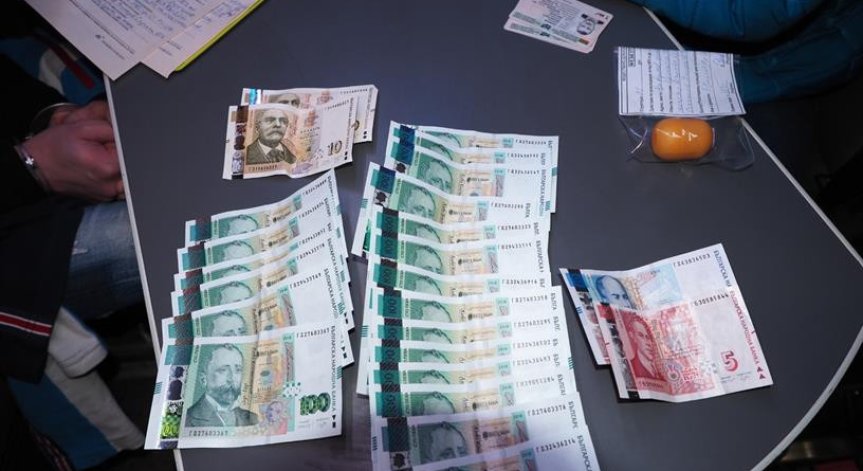 Наркодилър си вкара жесток автогол.