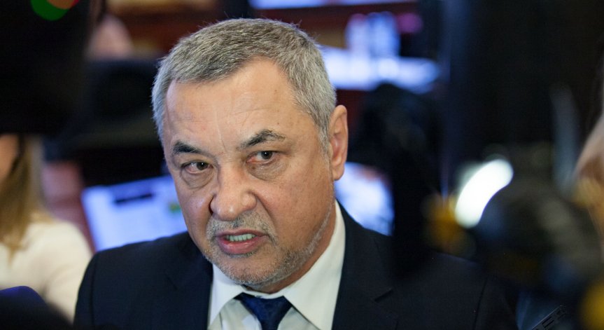 Симеонов поиска нормални отношения в ОП, но нямало да бъде умиротворител