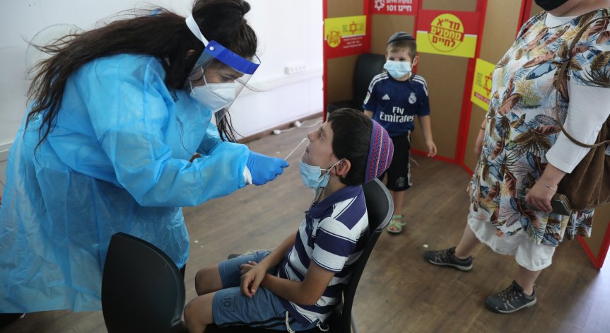 Израел тества над 1,5 млн. деца от 3 до 12-годишна възраст