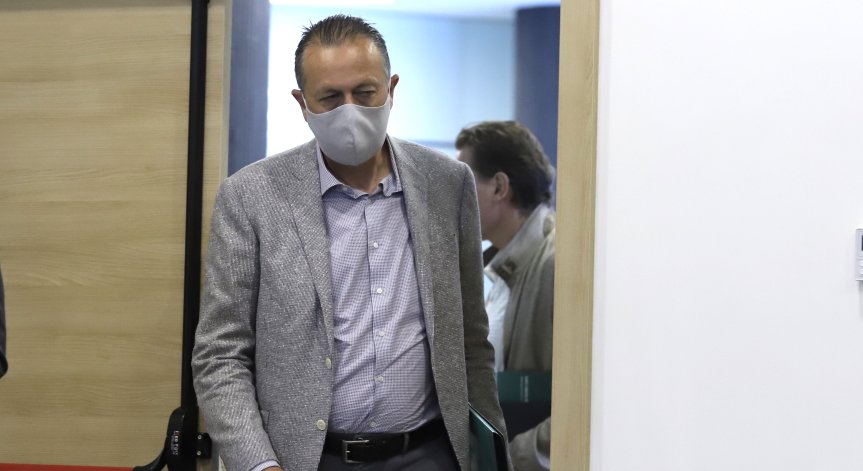 Феновете на футбола ще гледат efbet Лига в следващите пет години