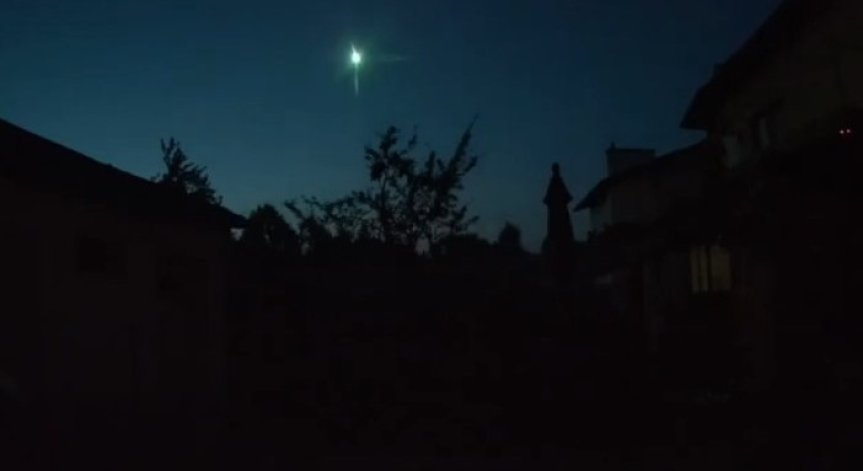 Мощният тътен от метеорит вдигнал на крак цялата полиция във Видинско