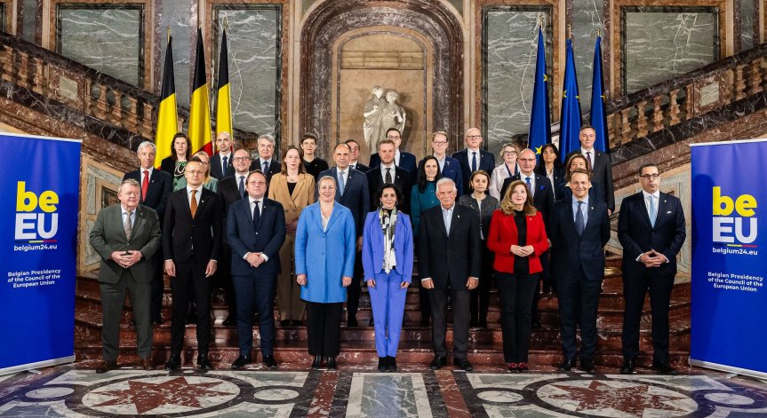 Габриел: От стратегическа важност е ЕС да подкрепя Украйна