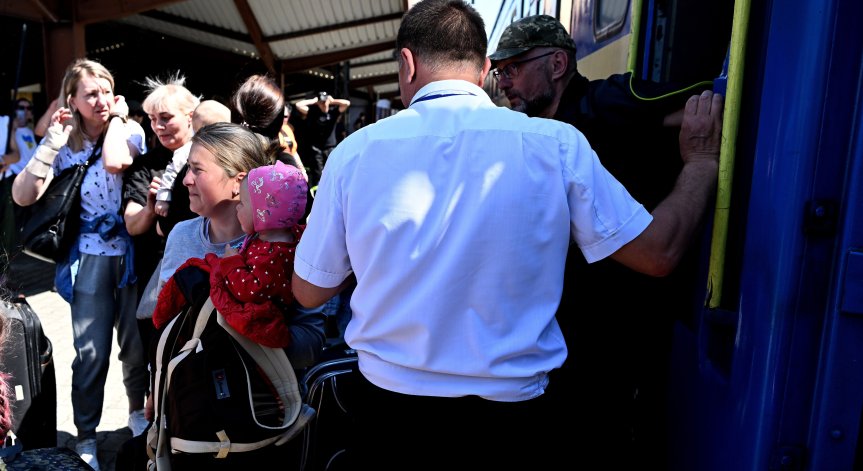 Украинци, пристигащи в Русия, ще получават 10 хил. рубли месечно