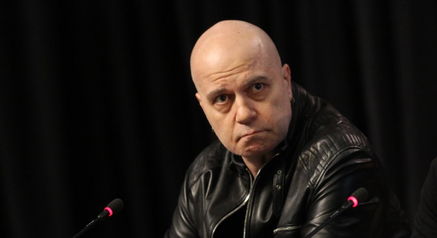 Трифонов: Русия застрашава нашата сигурност. Срамуваме ли се, че сме част от НАТО и ЕС?