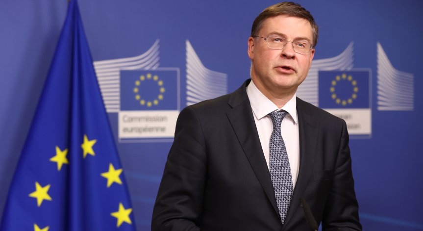 Зам.-председателят на ЕК пристига у нас, основен акцент са Еврозоната и ПВУ