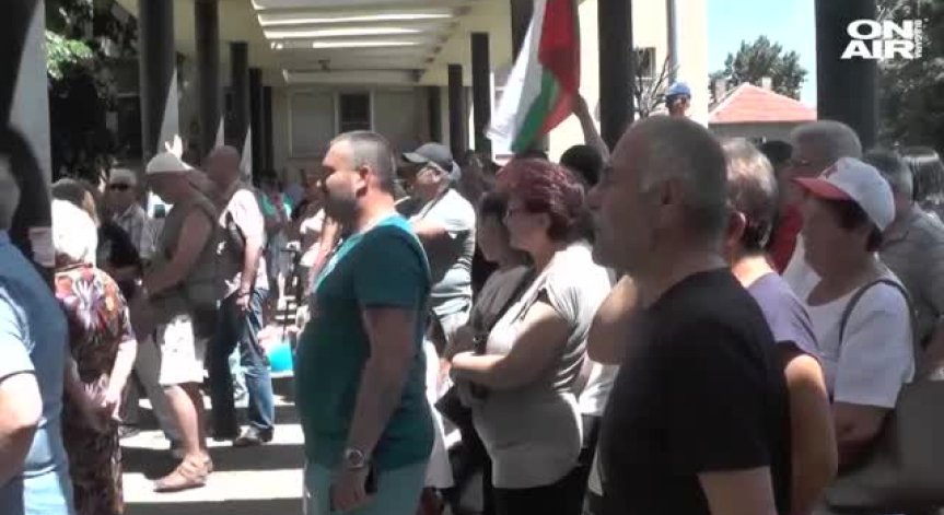 Медици масово напускат болницата във Видин заради ниски заплати