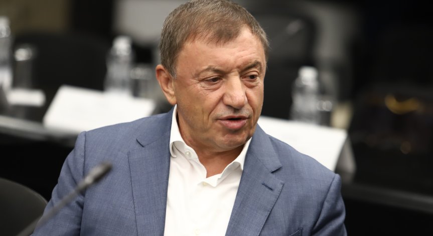 ИЗВЪНРЕДНО: Убиха бизнесмена Алексей Петров в София