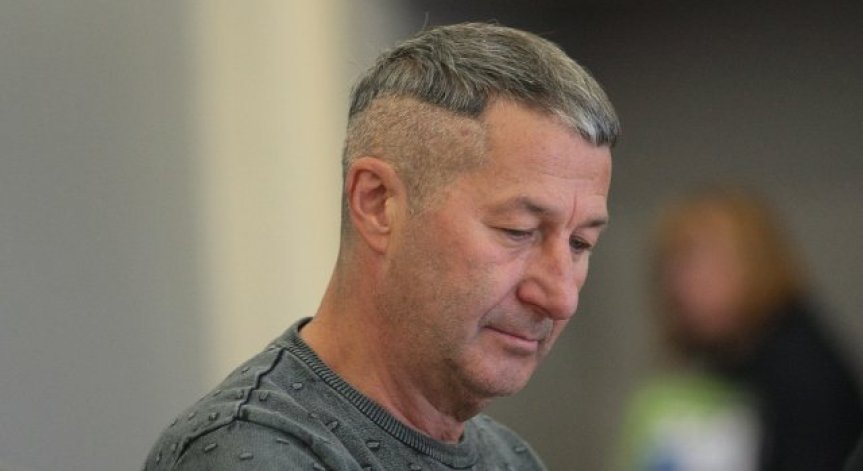 Изписват Каролев от 