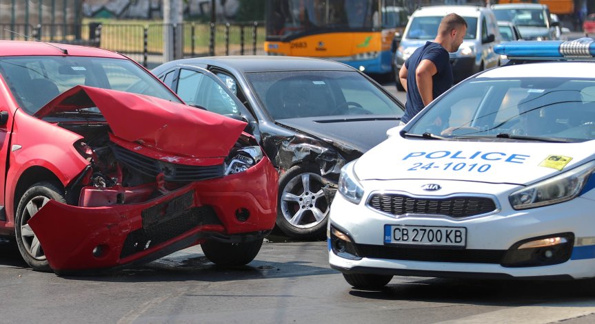 От началото на годината в страната са станали над 3 хиляди тежки ПТП-та