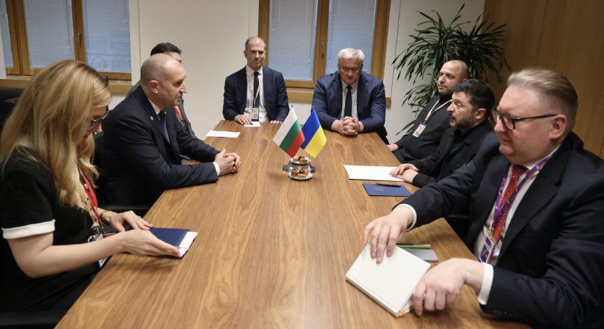 Радев се срещна със Зеленски, Украйна предлага партньорство за дронове