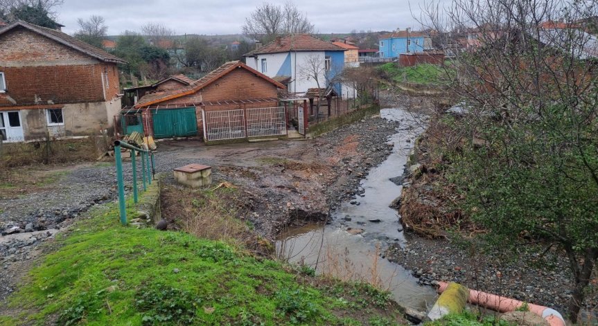 Зидарово се нуждае от доброволци, които да помогнат след пороите