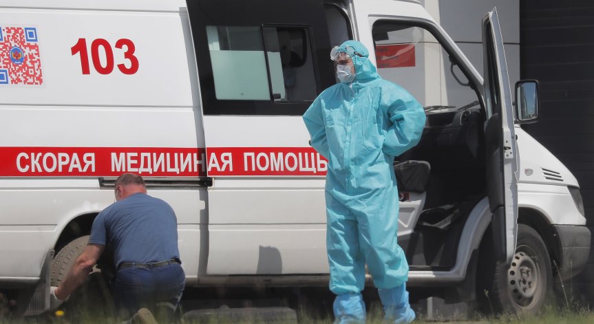 Най-черният ден в Русия: На всеки 2 минути умира по един болен от Ковид-19