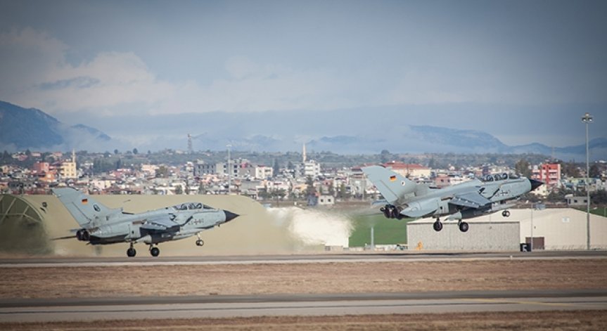 Германските ВВС на разузнавателни мисии в Сирия и Ирак