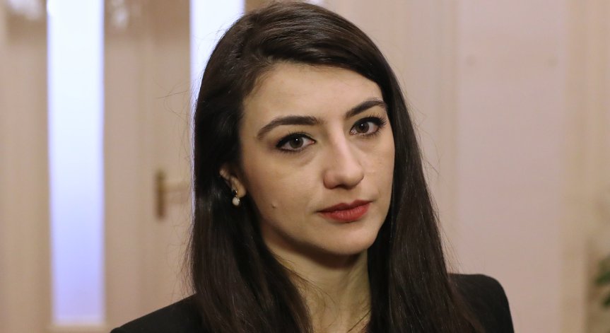 Лена Бориславова: Няма да участвам в изборите