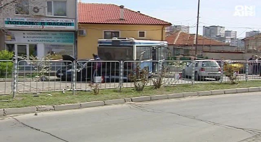 Блъснаха и убиха две жени на пешеходна пътека във Варна